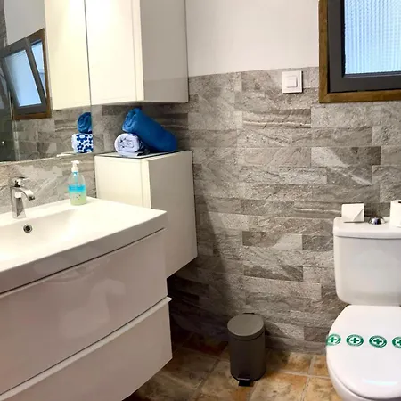 Ap Nurimar 2 Con Aire Acondicionado En Centro Del Pueblo Apartment