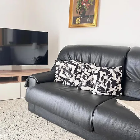 Apartment Ap Nurimar 2 Con Aire Acondicionado En Centro Del Pueblo *