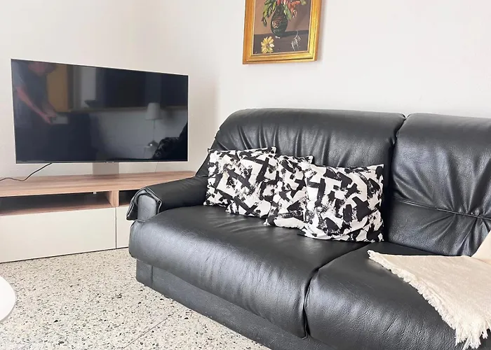 דירה Ap Nurimar 2 Con Aire Acondicionado En Centro Del Pueblo *
